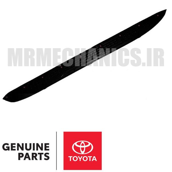 TOYOTA-LAND-CRUISER روکش مشکی روی رکاب تویوتا لندکروز 2012 و 2013 برند اصلی
